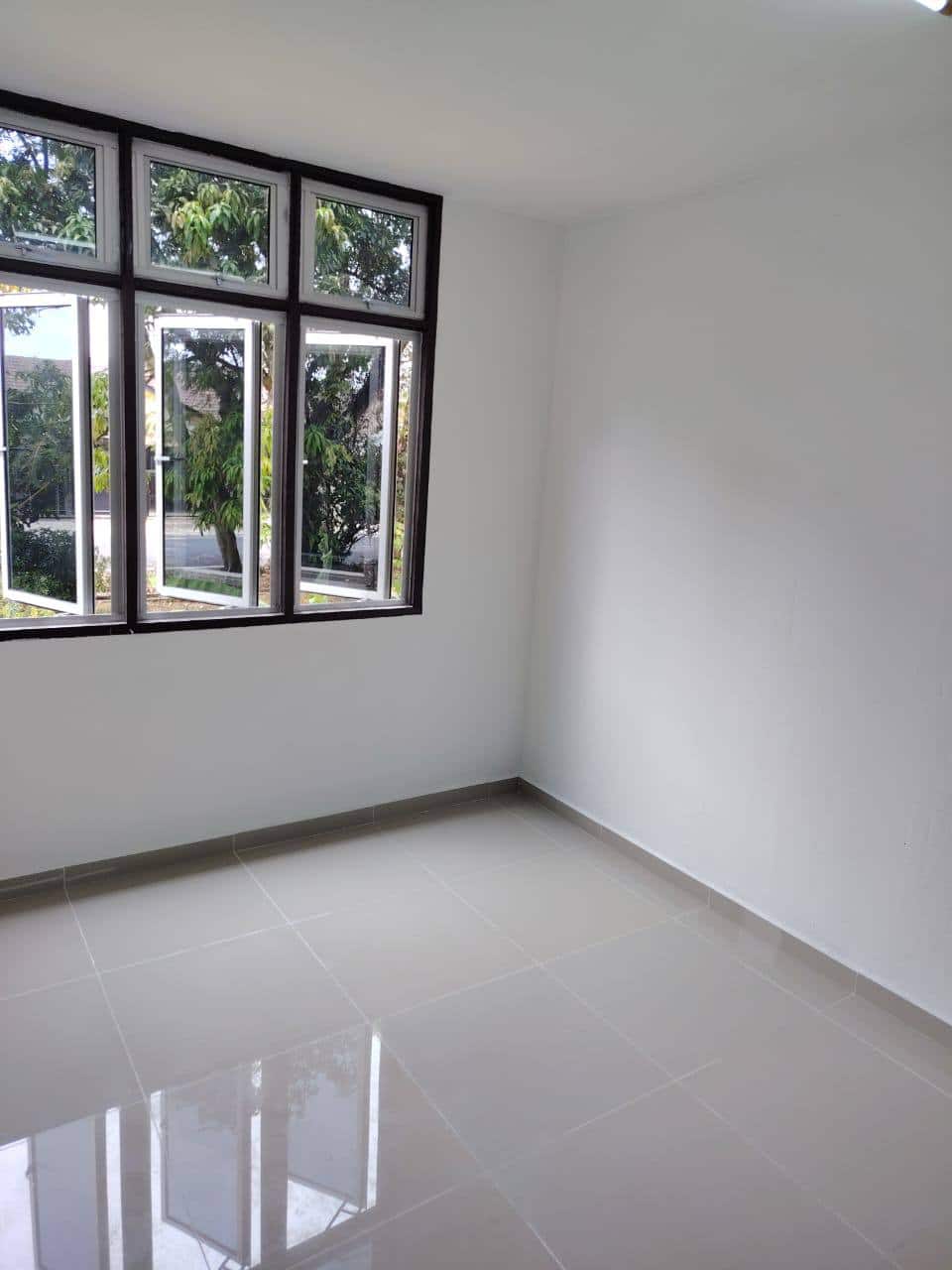 Low Cost Flat Taman Putri Kulai 4