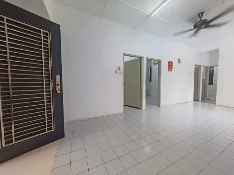 Single Storey End Lot Taman Johor Jaya 2