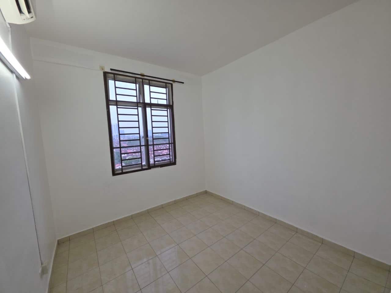 Bukit Indah Indah Court Apartment Can Full Loan🔥Ca… 6