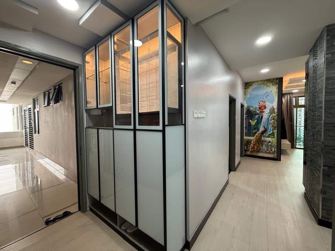 ‼️屋主下价钱啦‼️

🏡全装修的公寓 整间屋子都是采用大料装修 ‼️ 重点‼️ 还有三个停🚗位

… 7