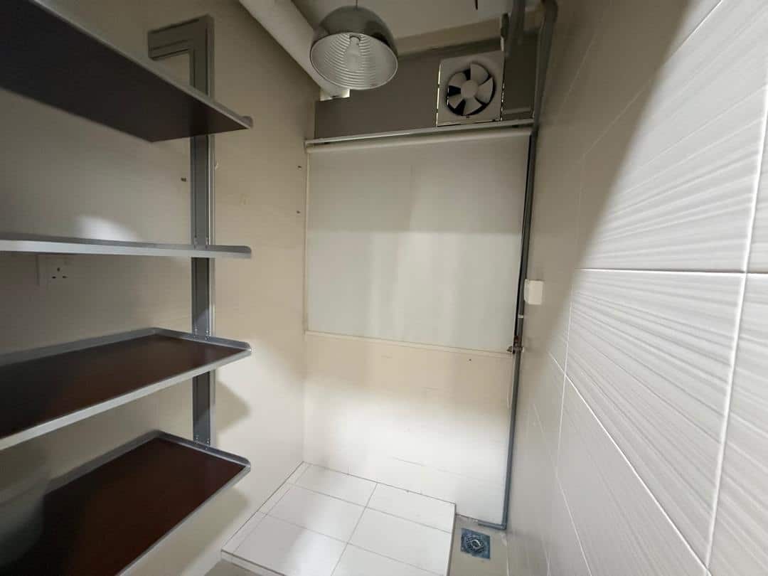 ‼️屋主下价钱啦‼️

🏡全装修的公寓 整间屋子都是采用大料装修 ‼️ 重点‼️ 还有三个停🚗位

… 11