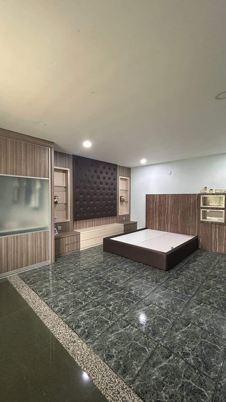 For Rent

Property Name: Nusa Perintis Gelang Pata… 3