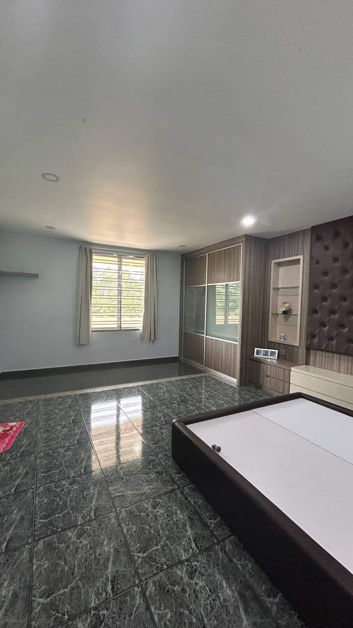 For Rent

Property Name: Nusa Perintis Gelang Pata… 4