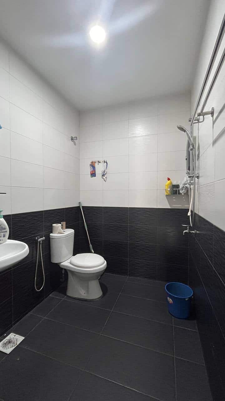 For Rent

Property Name: Nusa Perintis Gelang Pata… 8
