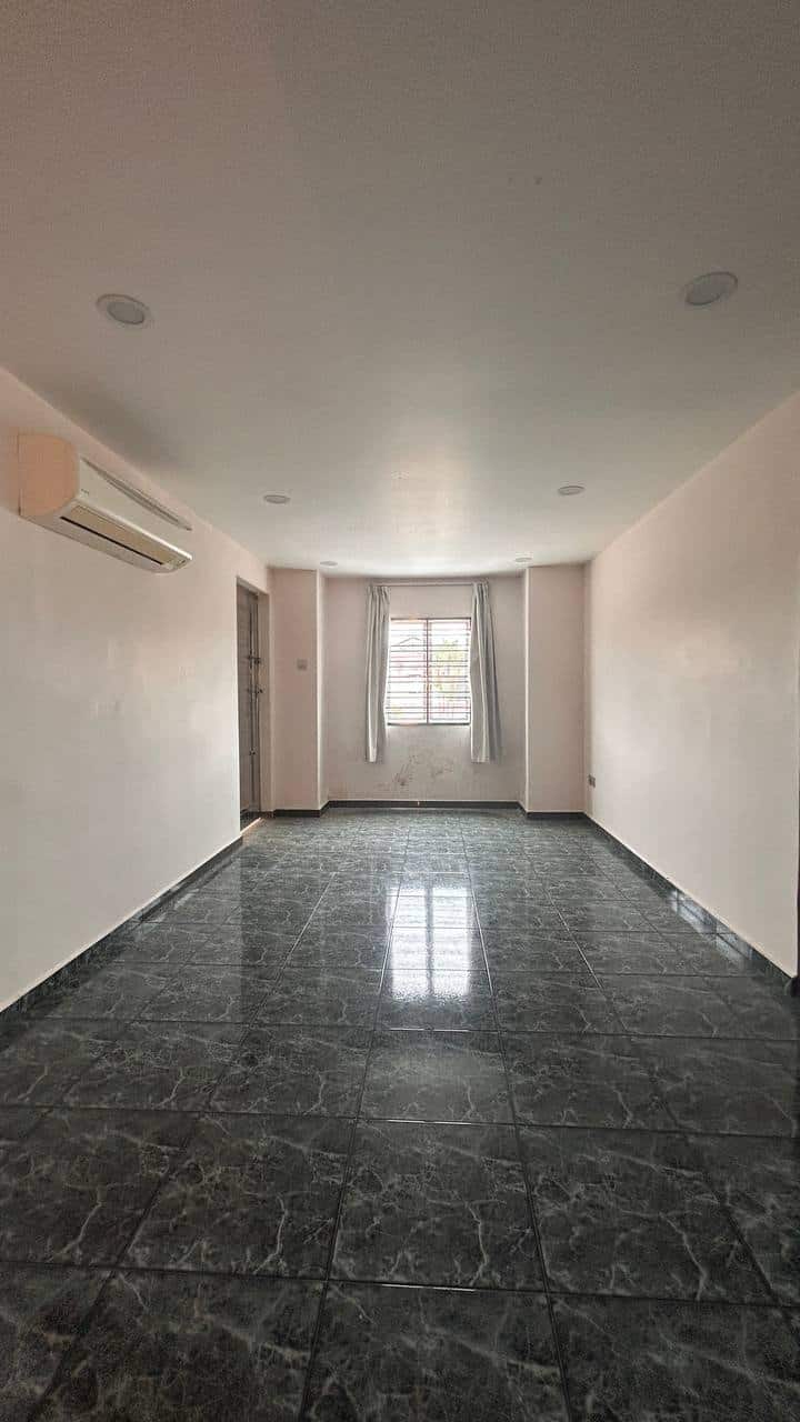 For Rent

Property Name: Nusa Perintis Gelang Pata… 9