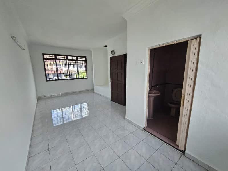 FOR SALE :

Johor Jaya
Asking Price: RM348,000

Ke… 9