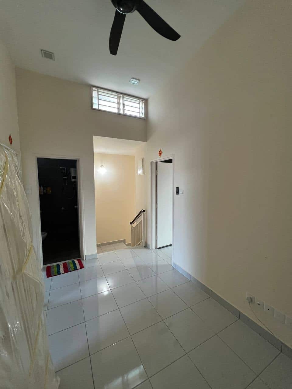 For Rent (AO0525)

Trellis Residence 

Location: J… 2