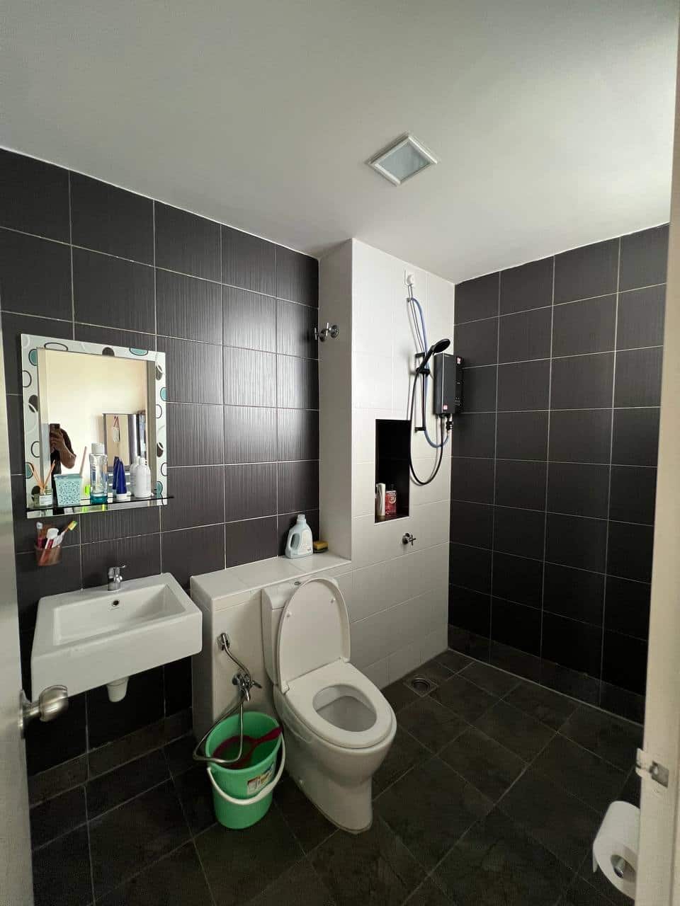For Rent (AO0525)

Trellis Residence 

Location: J… 7