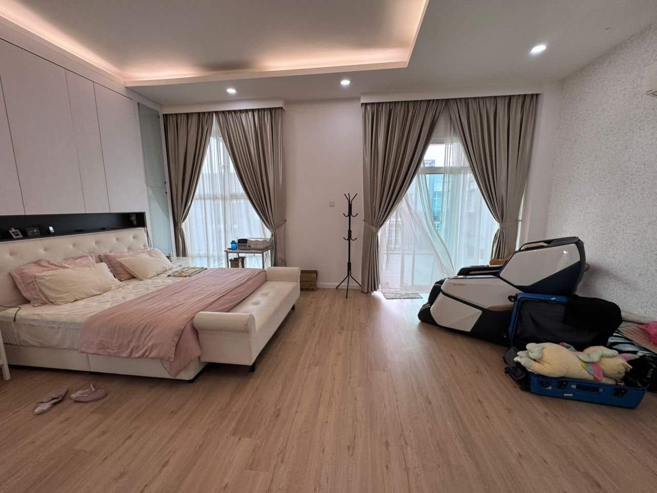 🔥 *FullLoan 零头期 全场最低价 Taman Molek成熟区 Single Storey… 2