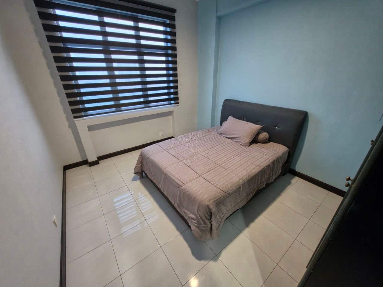 Condominium Kempas 3