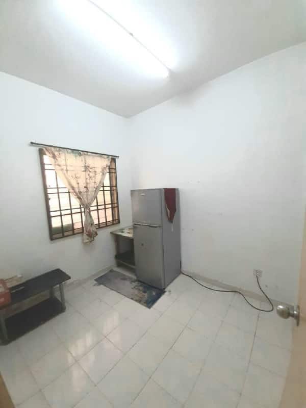 ‼️ Cheap ‼️ Full Loan 

For Sale (MF4283)

- Taman…