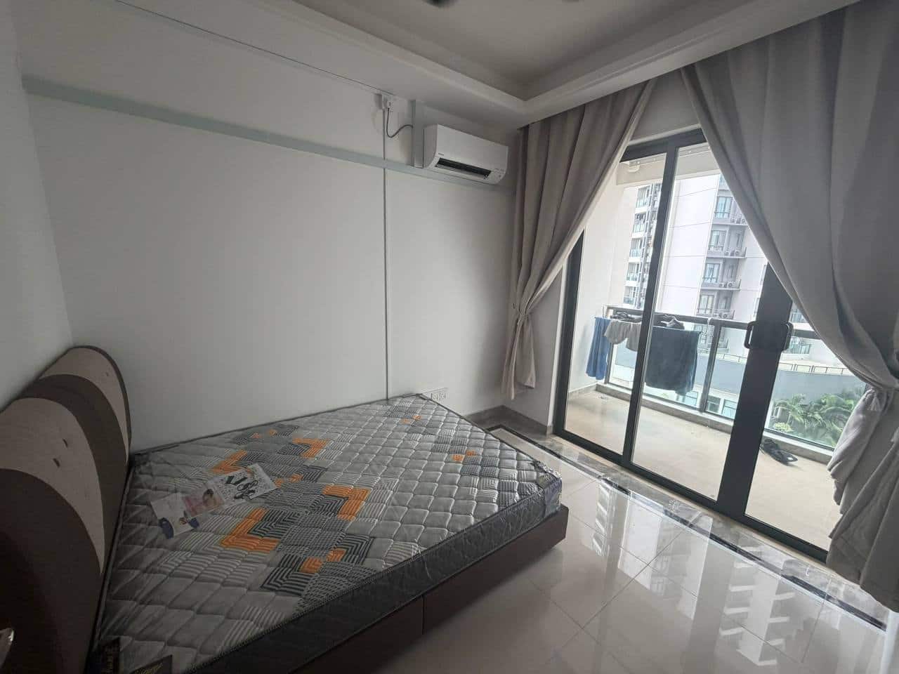 R&F Princess Cove Rooms for rent (JW9531) 

Freeho… 4