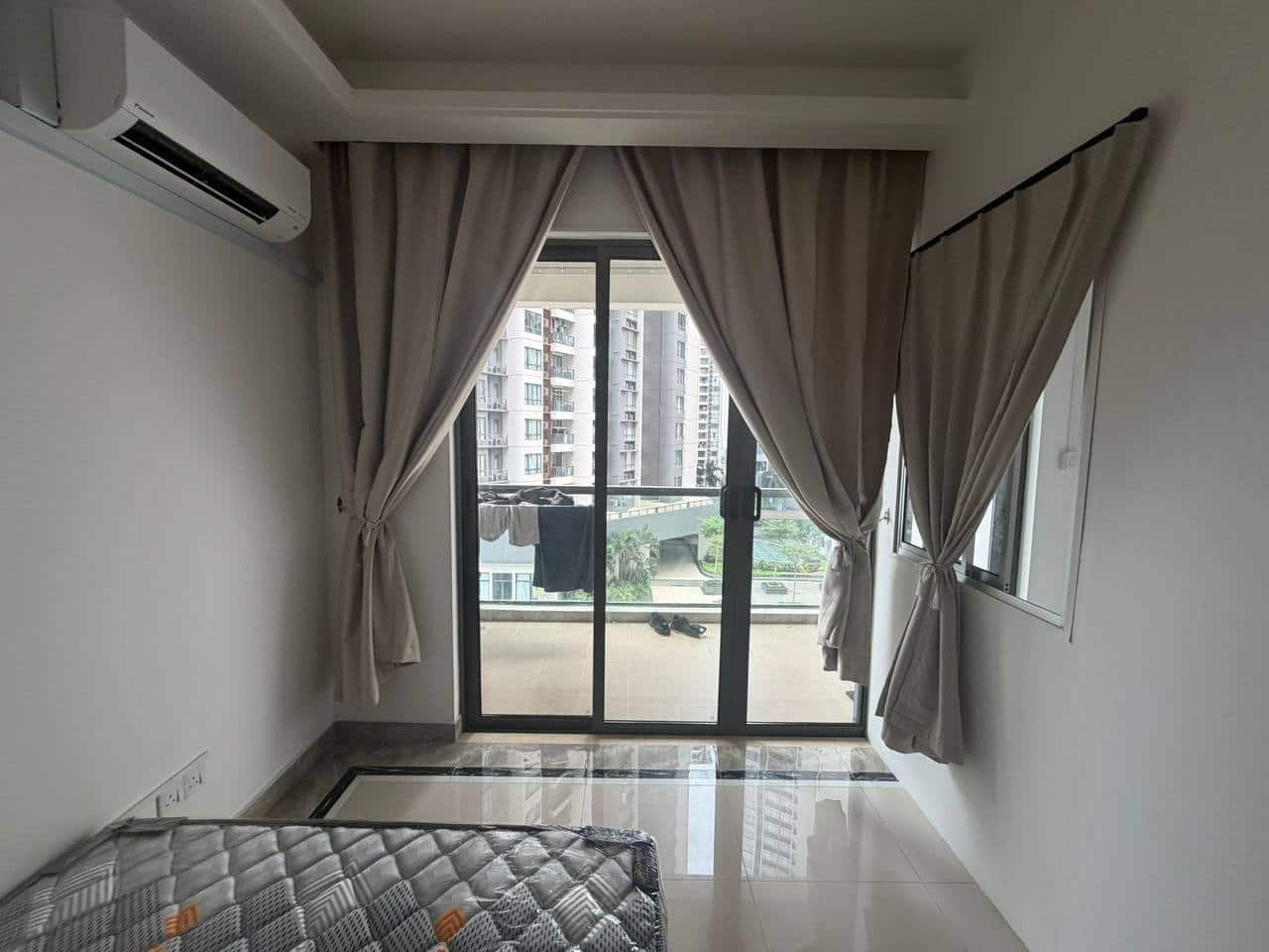 R&F Princess Cove Rooms for rent (JW9531) 

Freeho… 6
