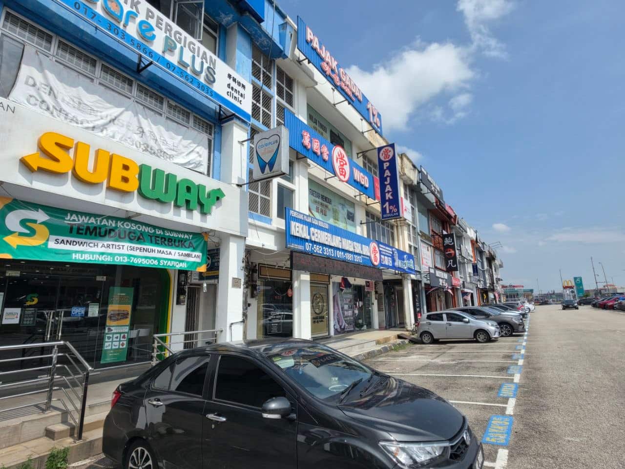 🔥Corner角头间 NusaBestari 3层楼店面 面向大路 出租和出售🔥

For Sale… 4