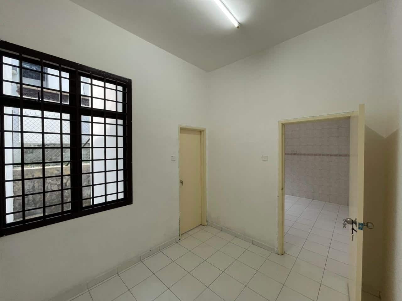 Double Storey House Kulai Utama 7