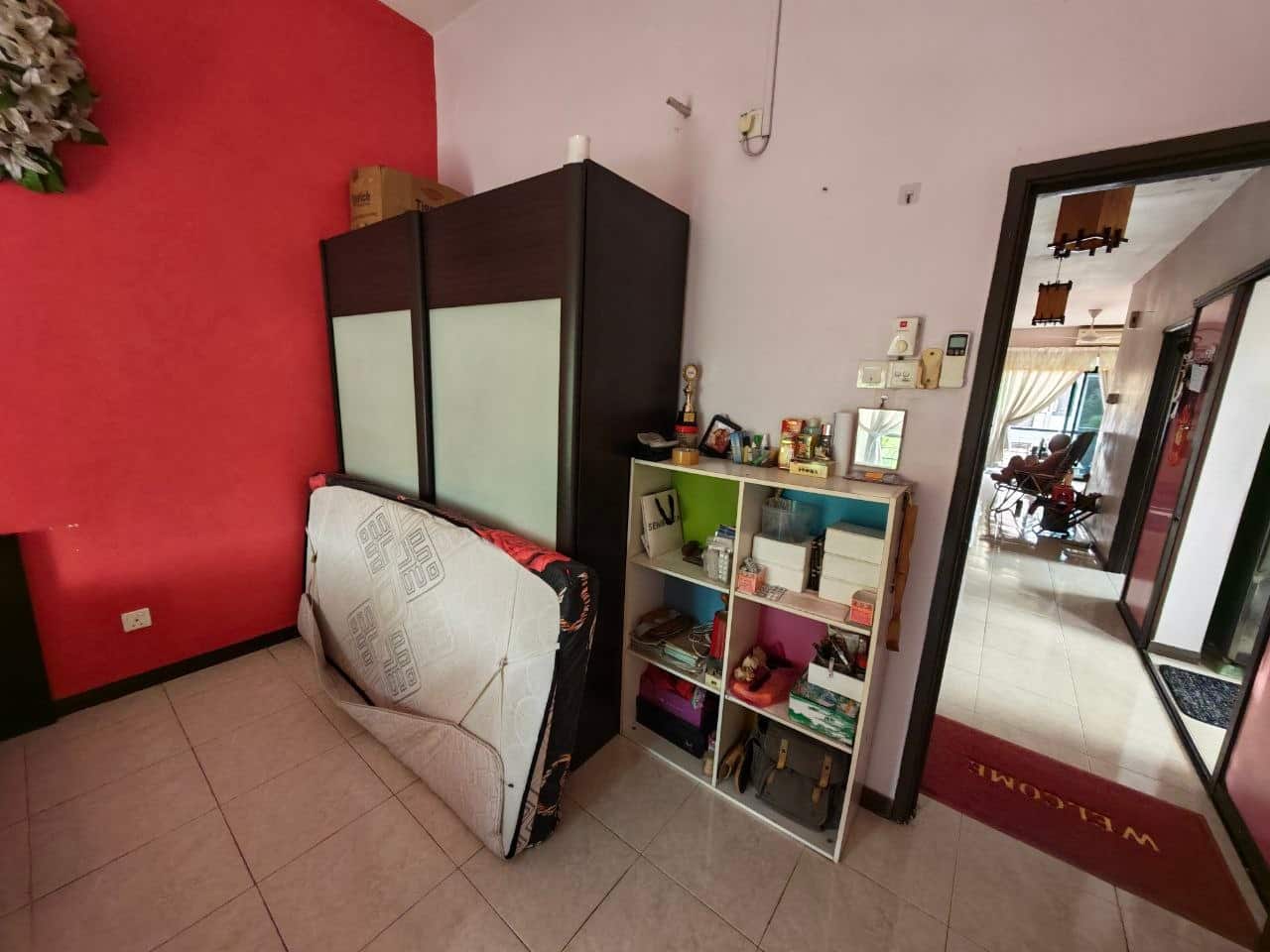 Service Apartment Taman D Utama Perling 9