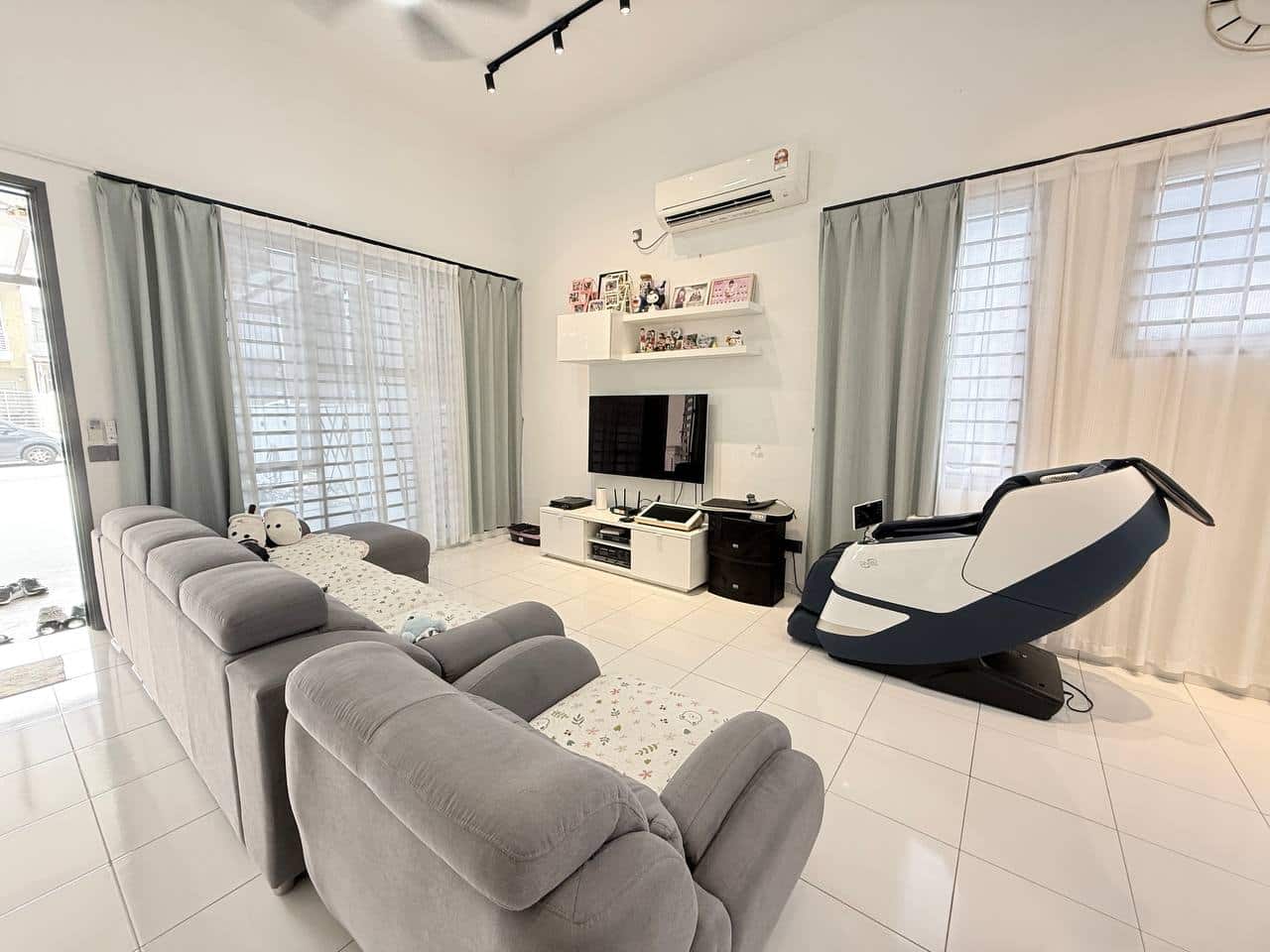 Double Storey Endlot Terrace Taman Setia Indah 2