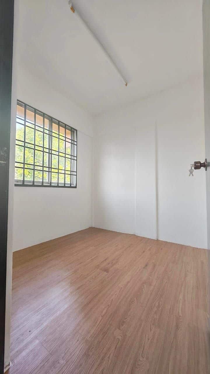 Low Cost Flat Taman Rinting 3