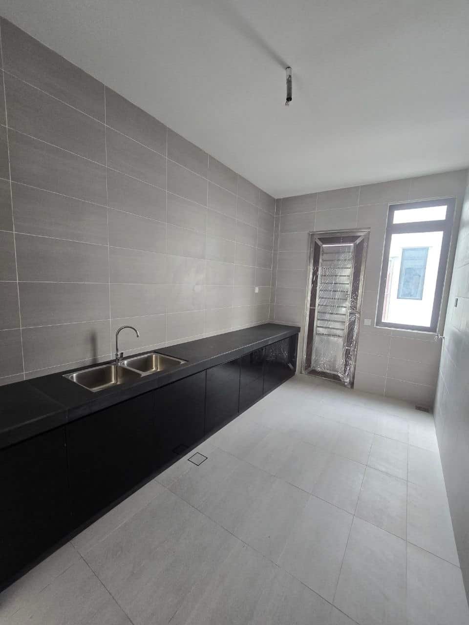 Double Storey Terrace House South Hills@Seri Alam 7