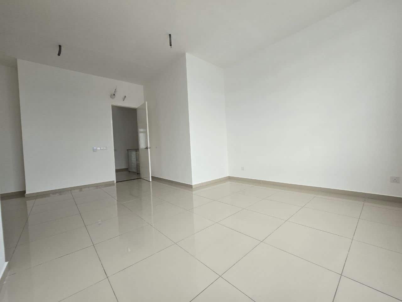 Double Storey Terrace House South Hills@Seri Alam 5