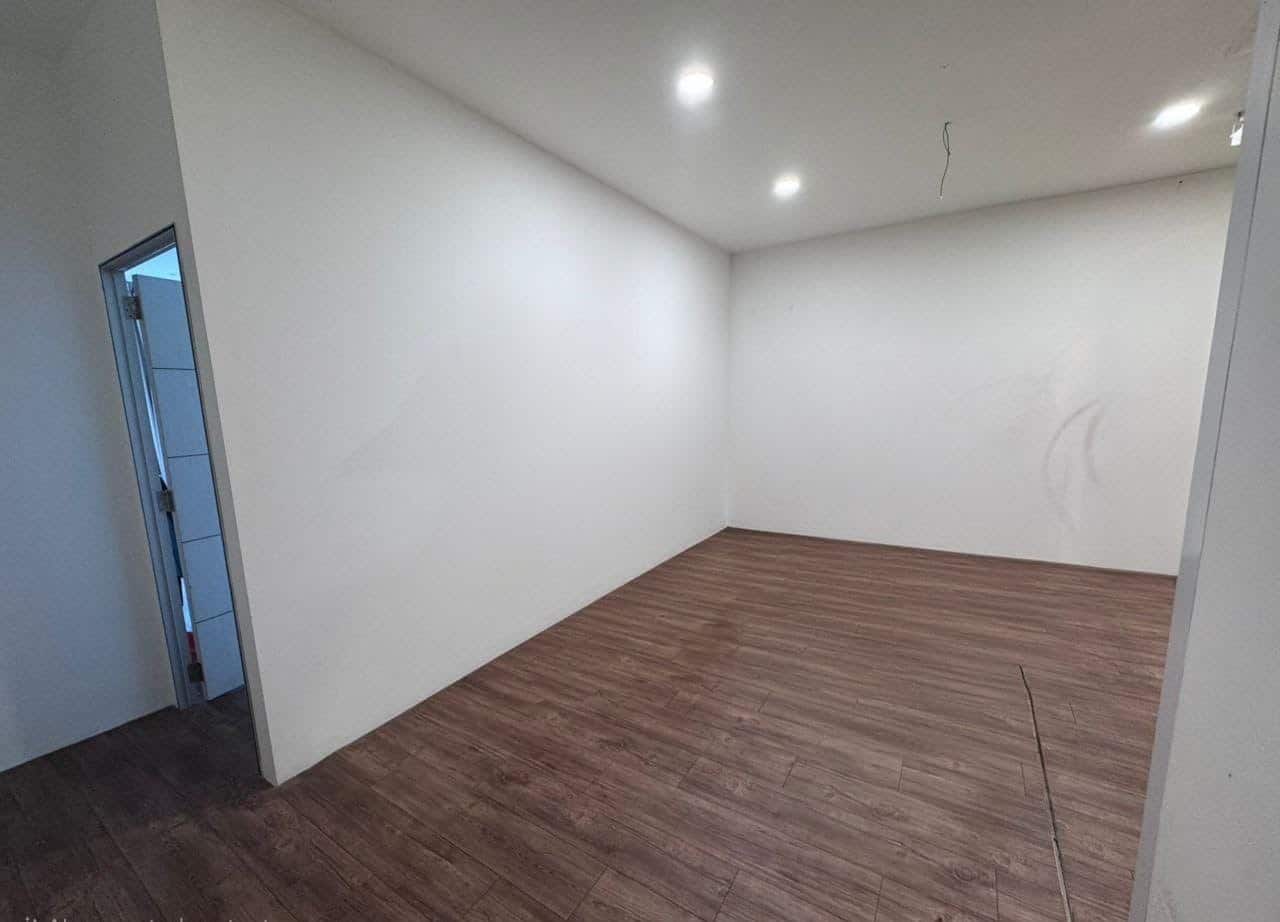 Shoplot Taman Mount Austin 8