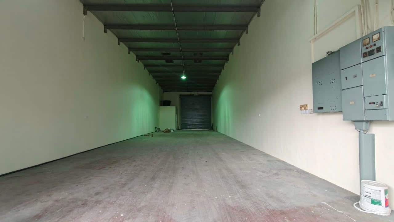 Single Storey Factory Mount Austin 2