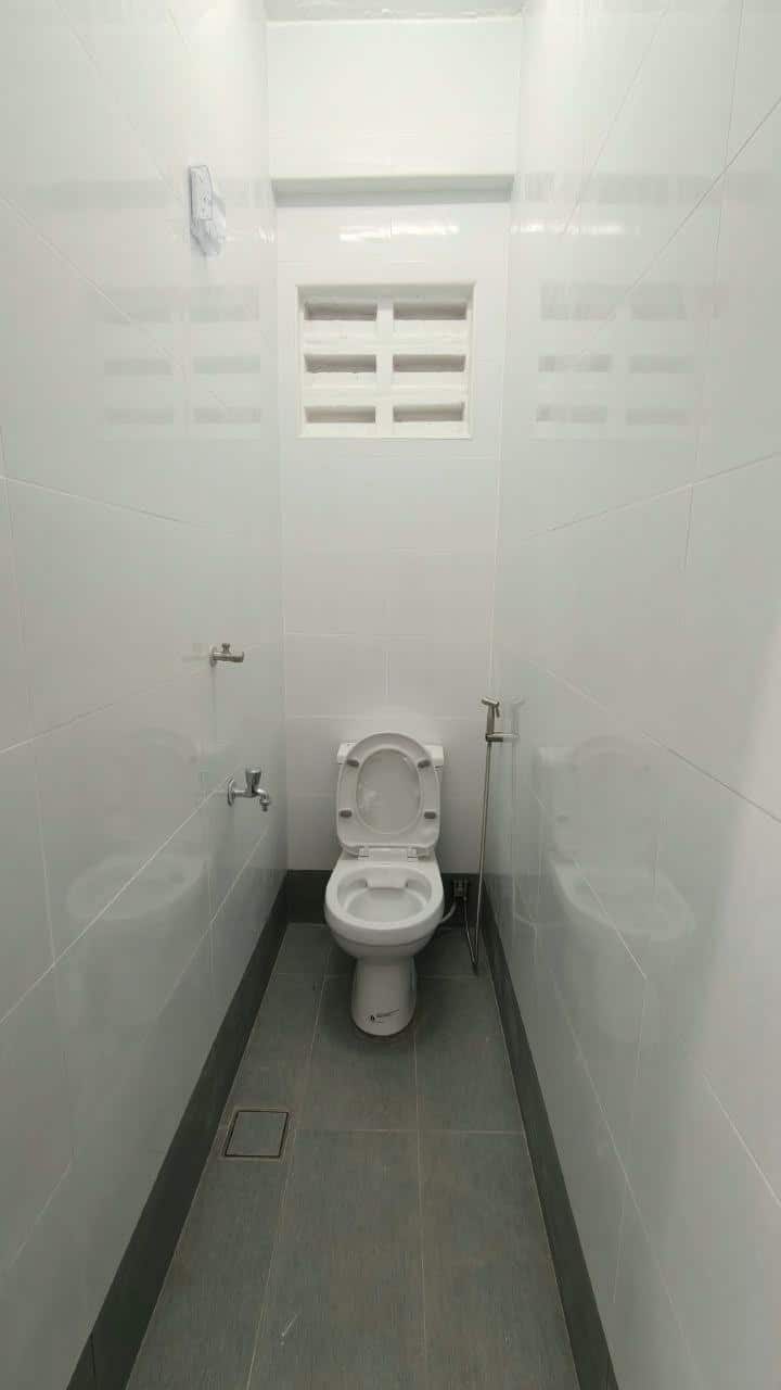 Single Storey Factory Mount Austin 7