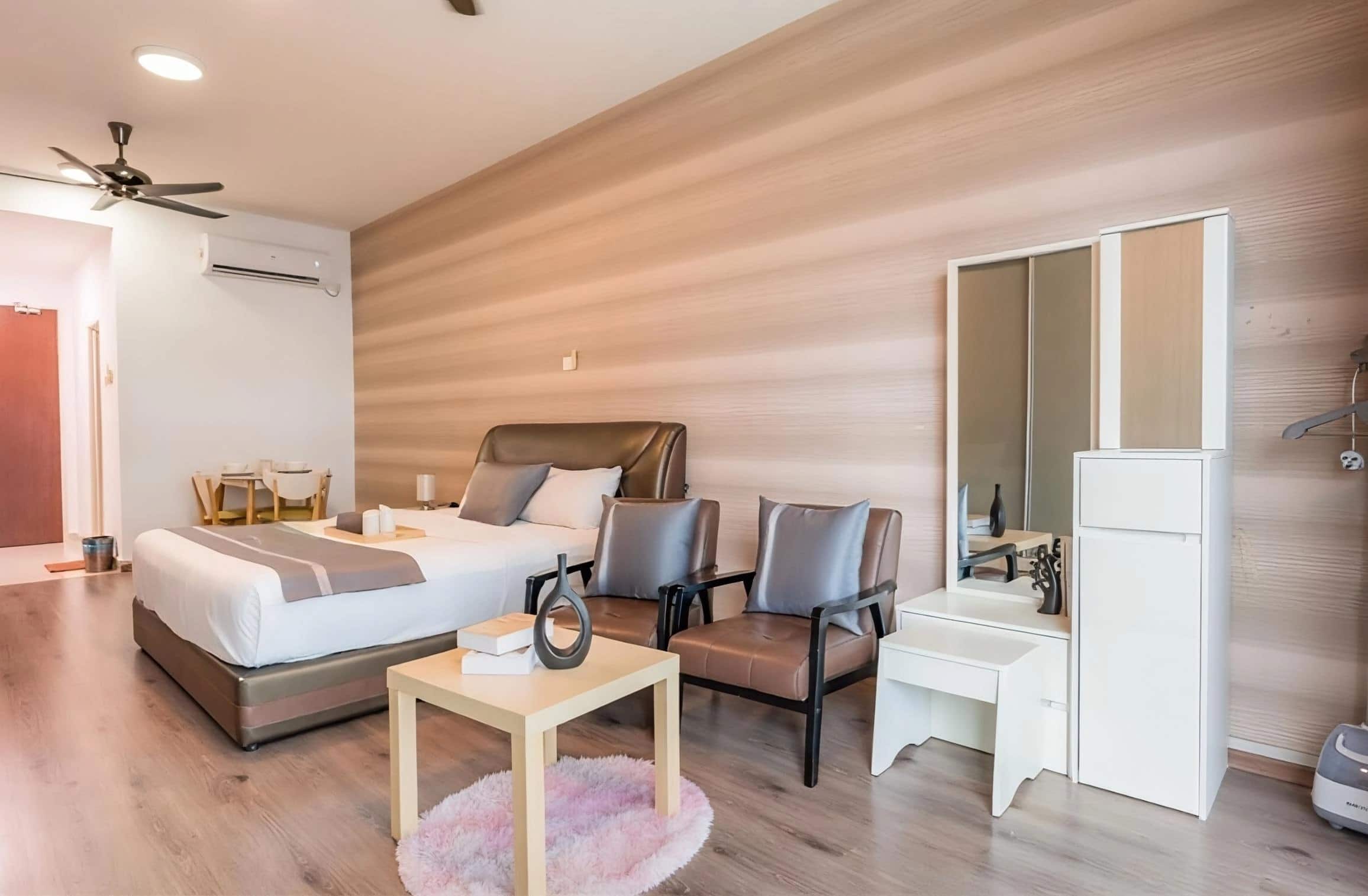 Studio Parc Regency 1