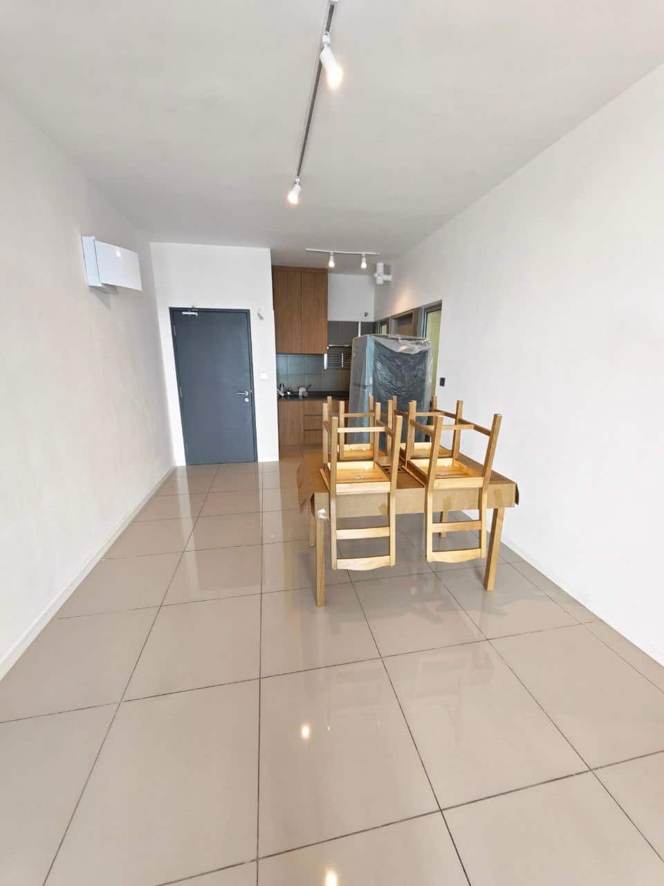 Service Apartment Taman D Utama Perling 4