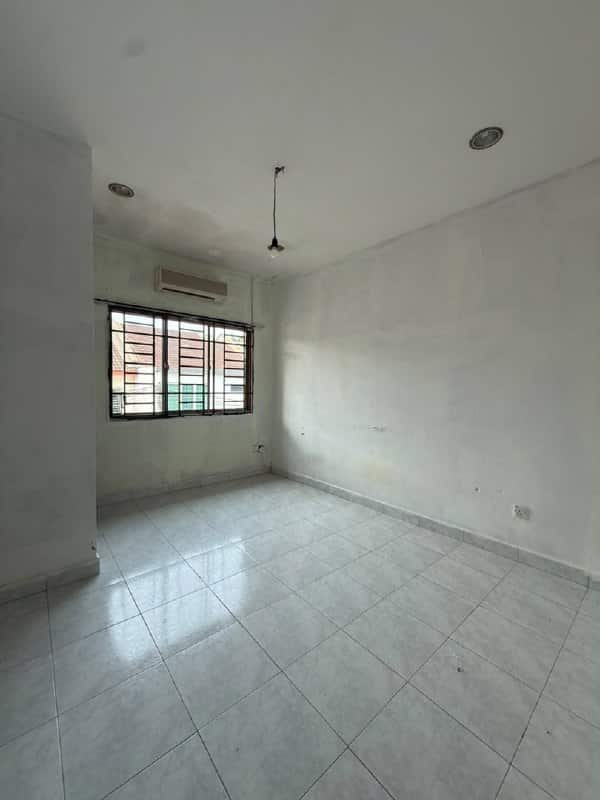 Double Storey Terrace House Taman Puteri Wangsa 8