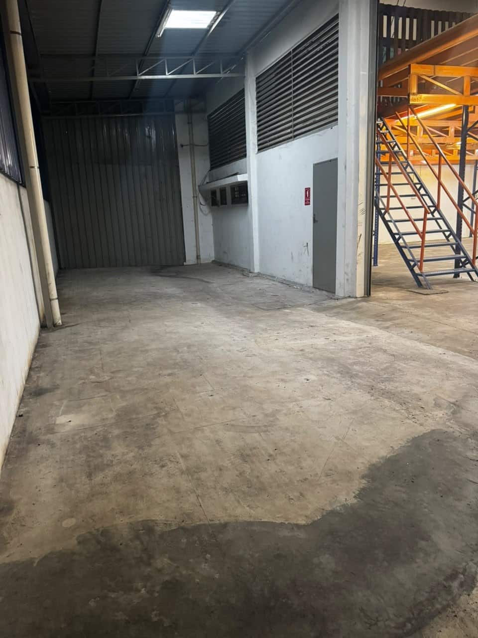 1.5 Storey Terrace Factory Jalan Satria, Taman Tan Sri Yaacob 4
