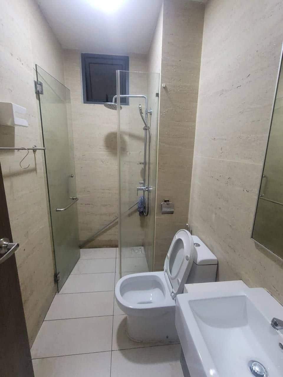 Condo Crescent Bay Suites 10