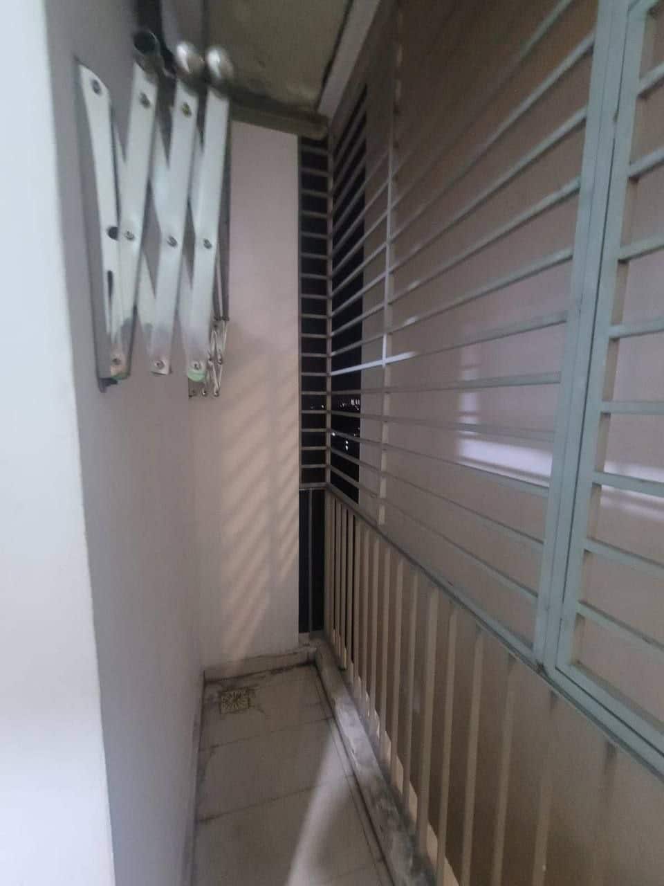 Condo Crescent Bay Suites 9