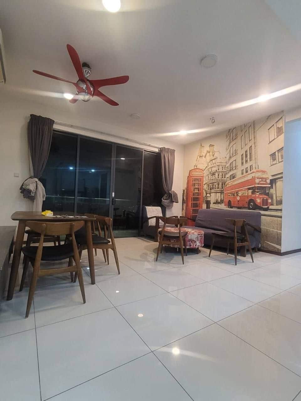 Condo Crescent Bay Suites 2