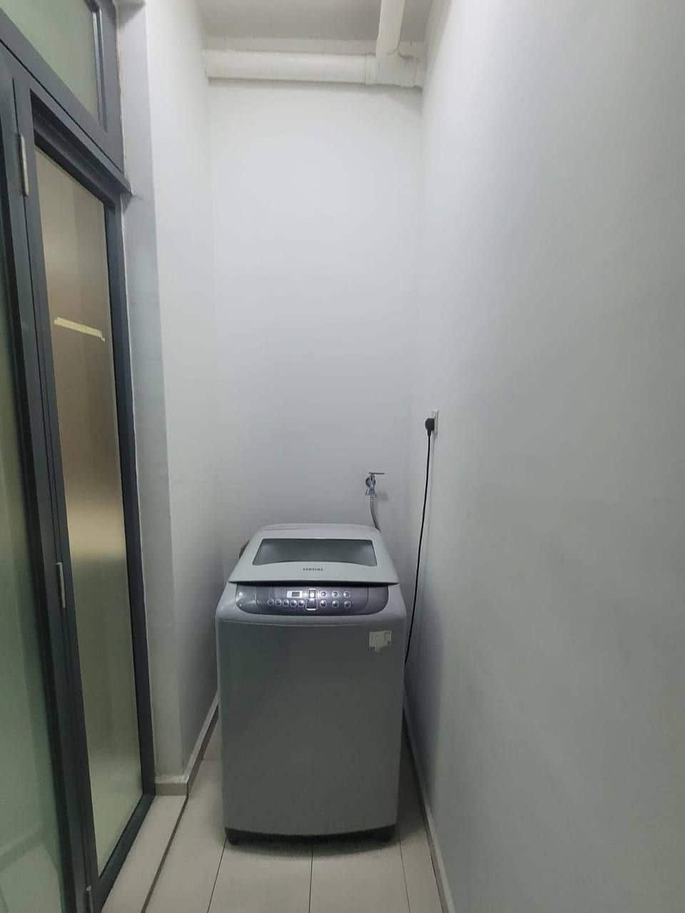 Condo Crescent Bay Suites 11