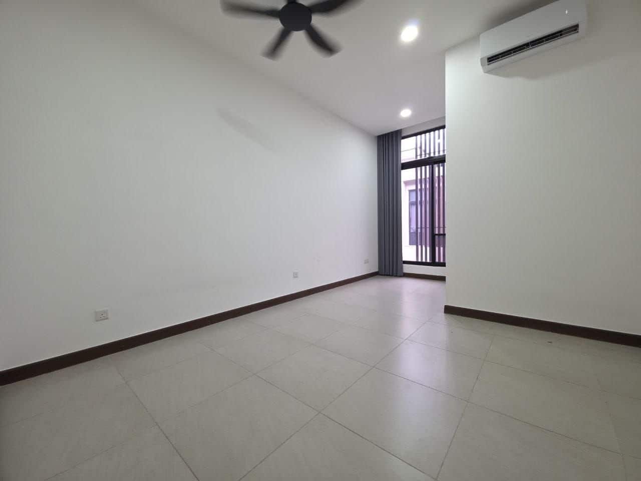 2-Storey Superlink House Aurora Sentral 6