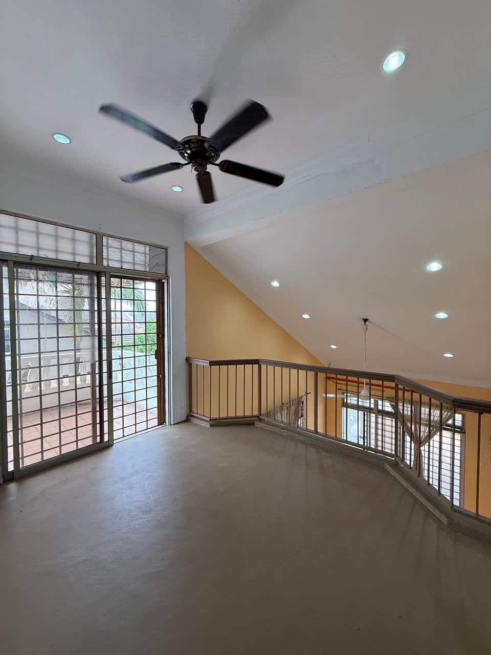 1.5-Storey Semi-D Taman Megah Ria 6