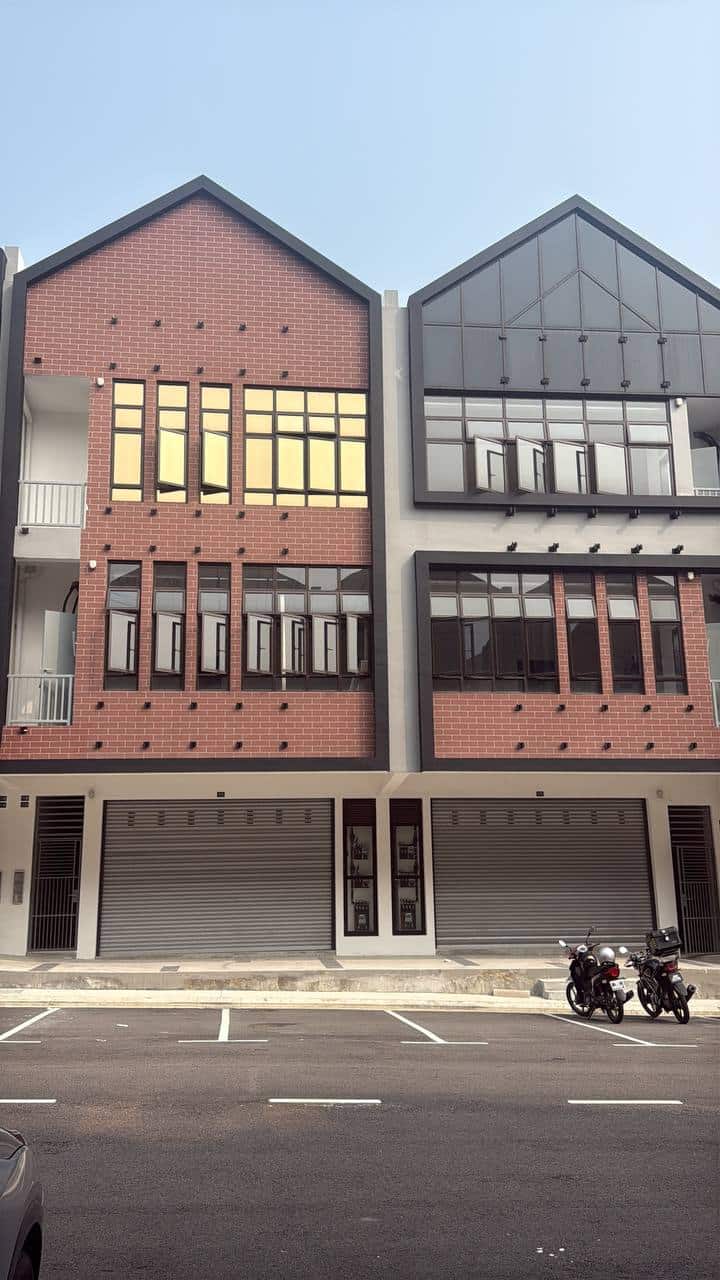 Three Storey Shoplot Sutera Square @ Sutera Utama 1