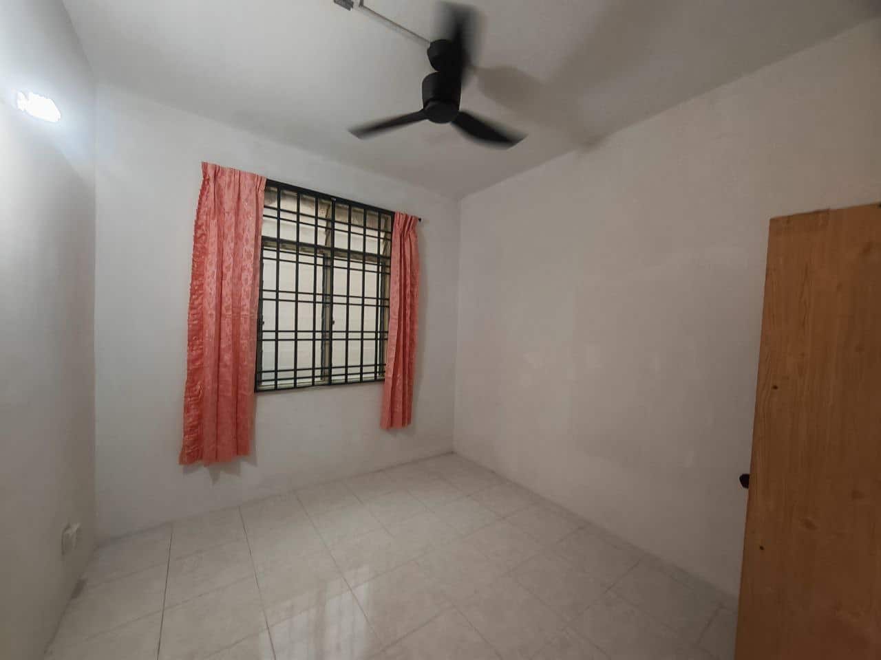 Flat Bukit Indah 5