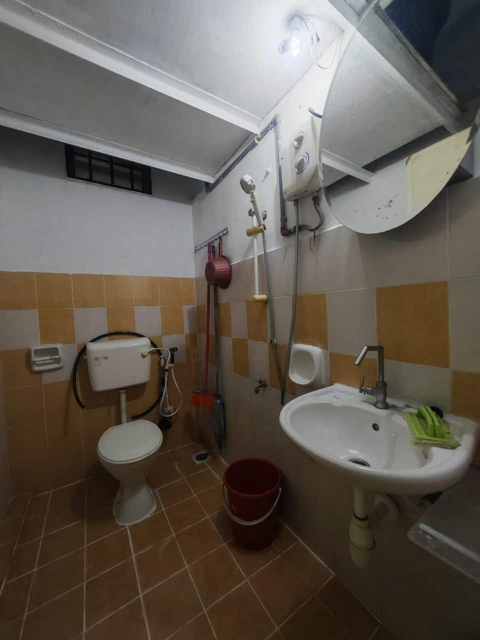 Flat Bukit Indah 9
