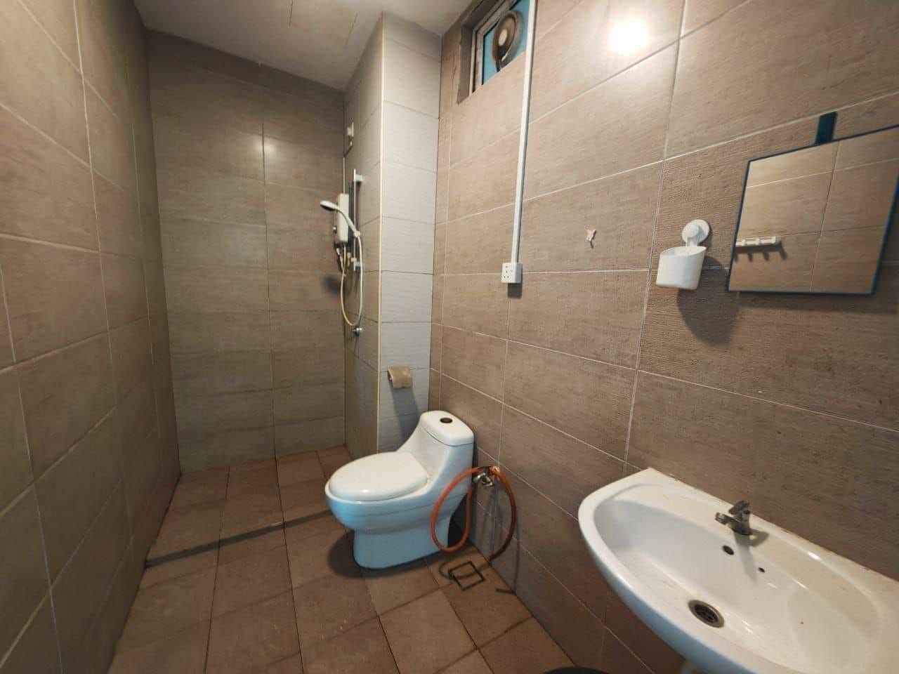 Studio Taman Megah Ria 5