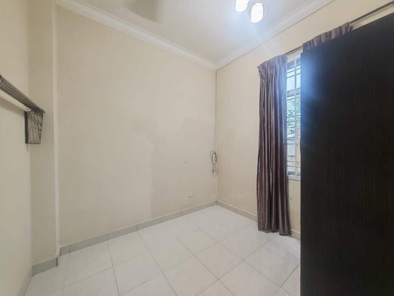 1.5-Storey Terraced House Taman Daya 9