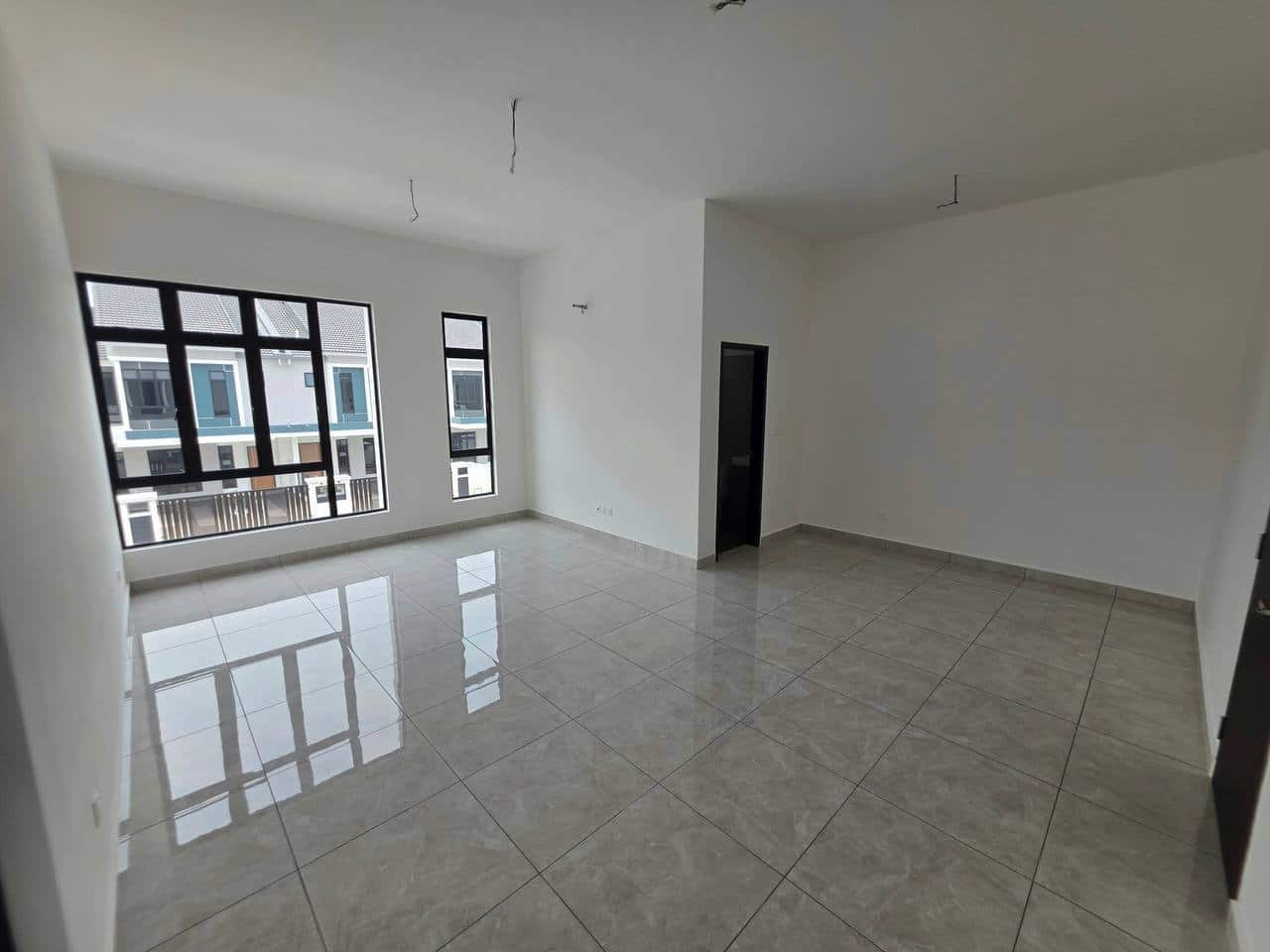 Double Storey Terrace Taman Impian Emas 4