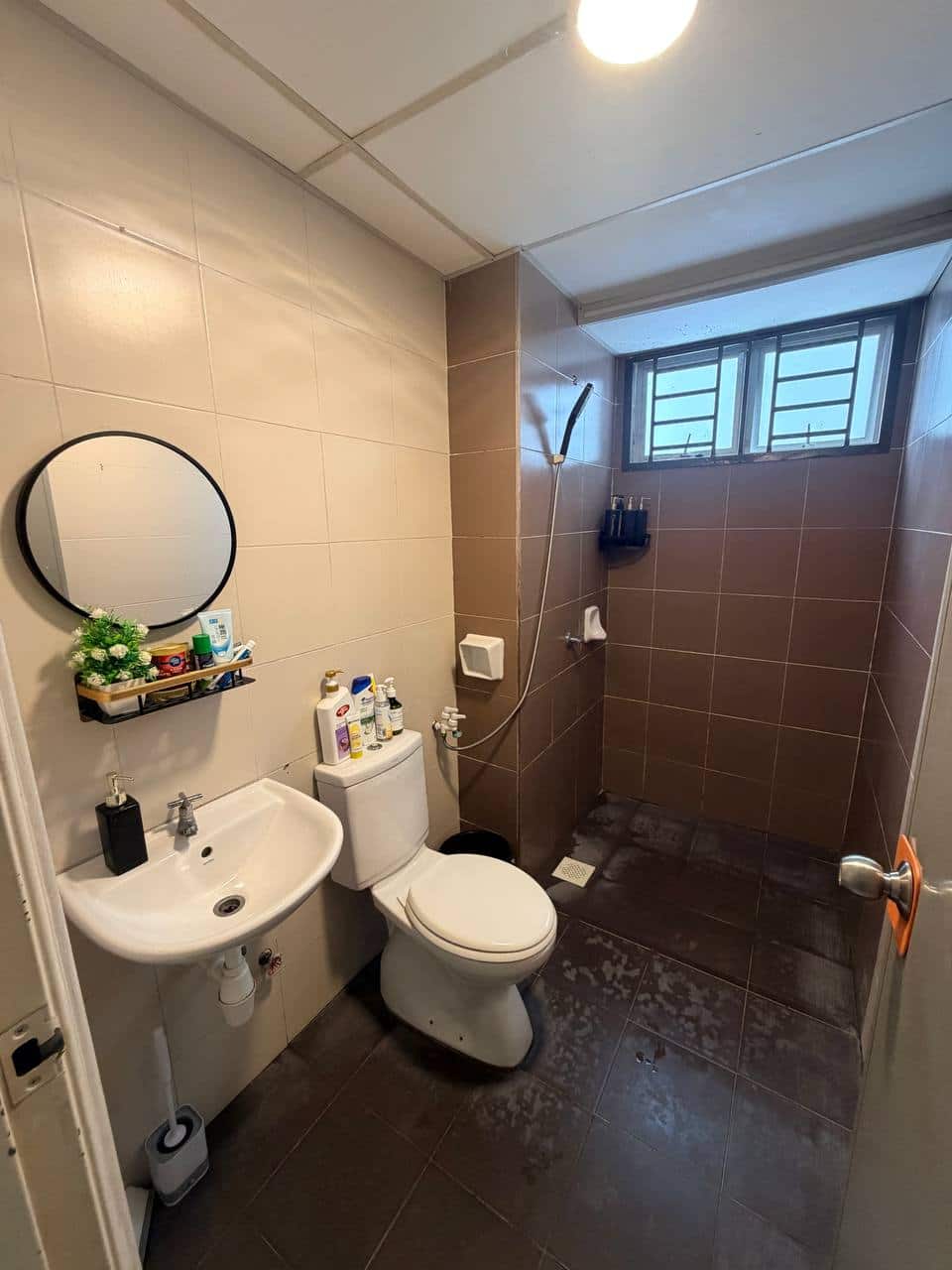 Apartment M Tiara Apartment Larkin 9