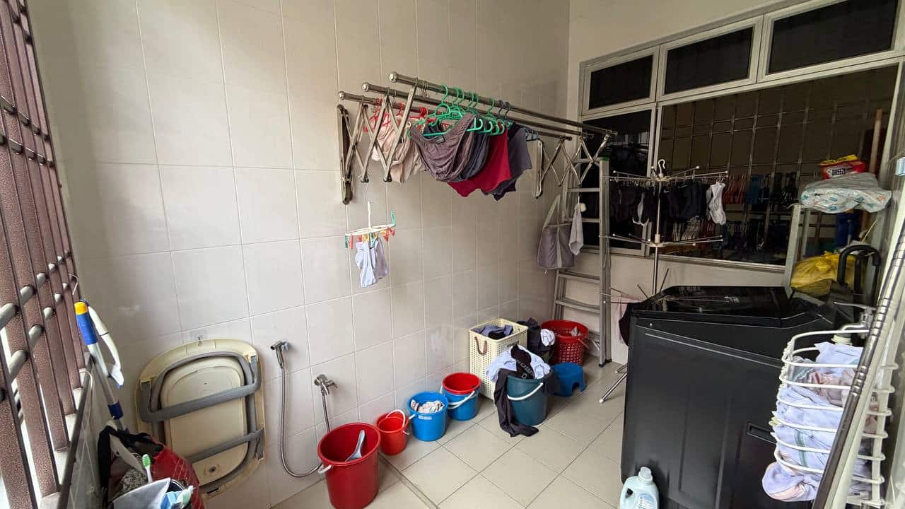 2-Storey Terrace Taman Pulai Utama 8