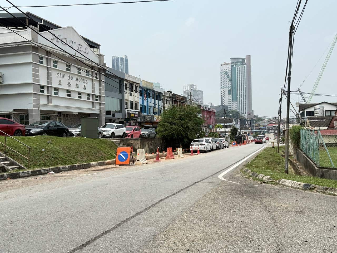 Single Storey Corner House Taman Pelangi 6