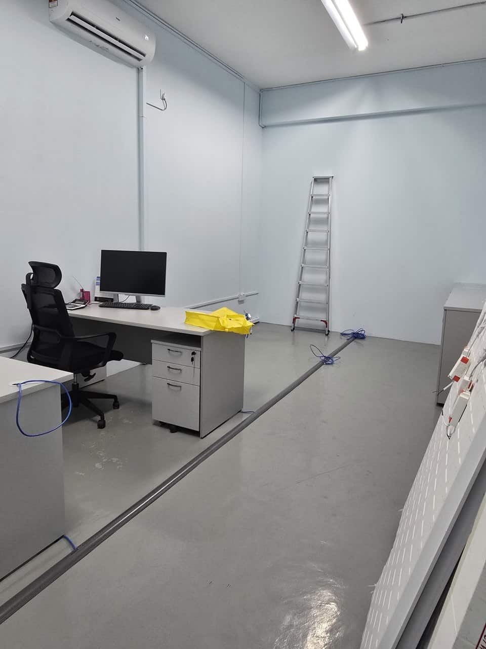 3-Storey Shoplot Larkin Town Centre 2