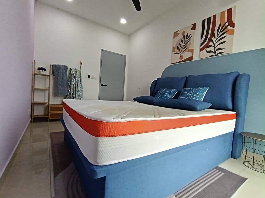 Service Apartment 7