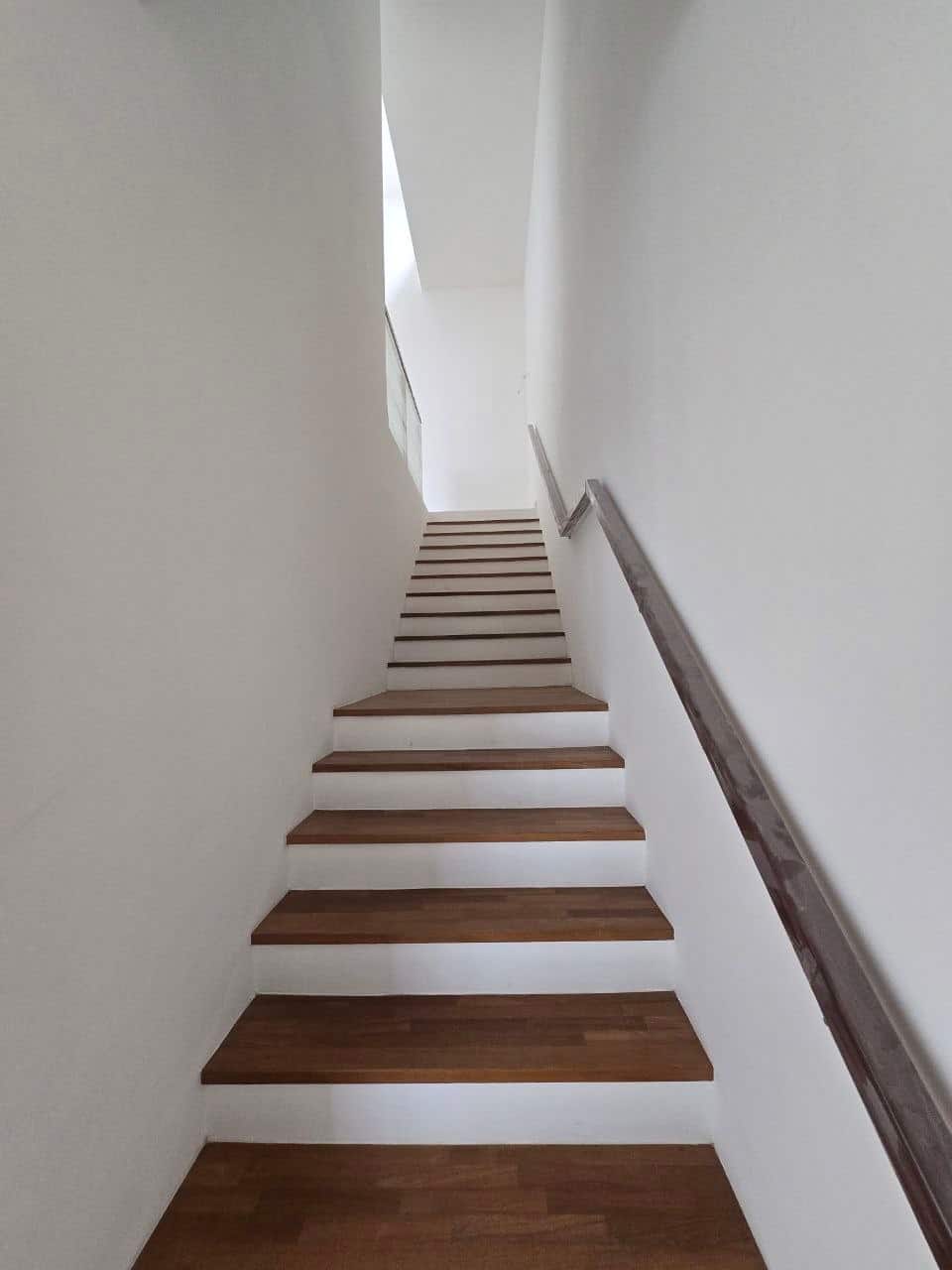 Double Storey Terrace House South Hills@Seri Alam 7