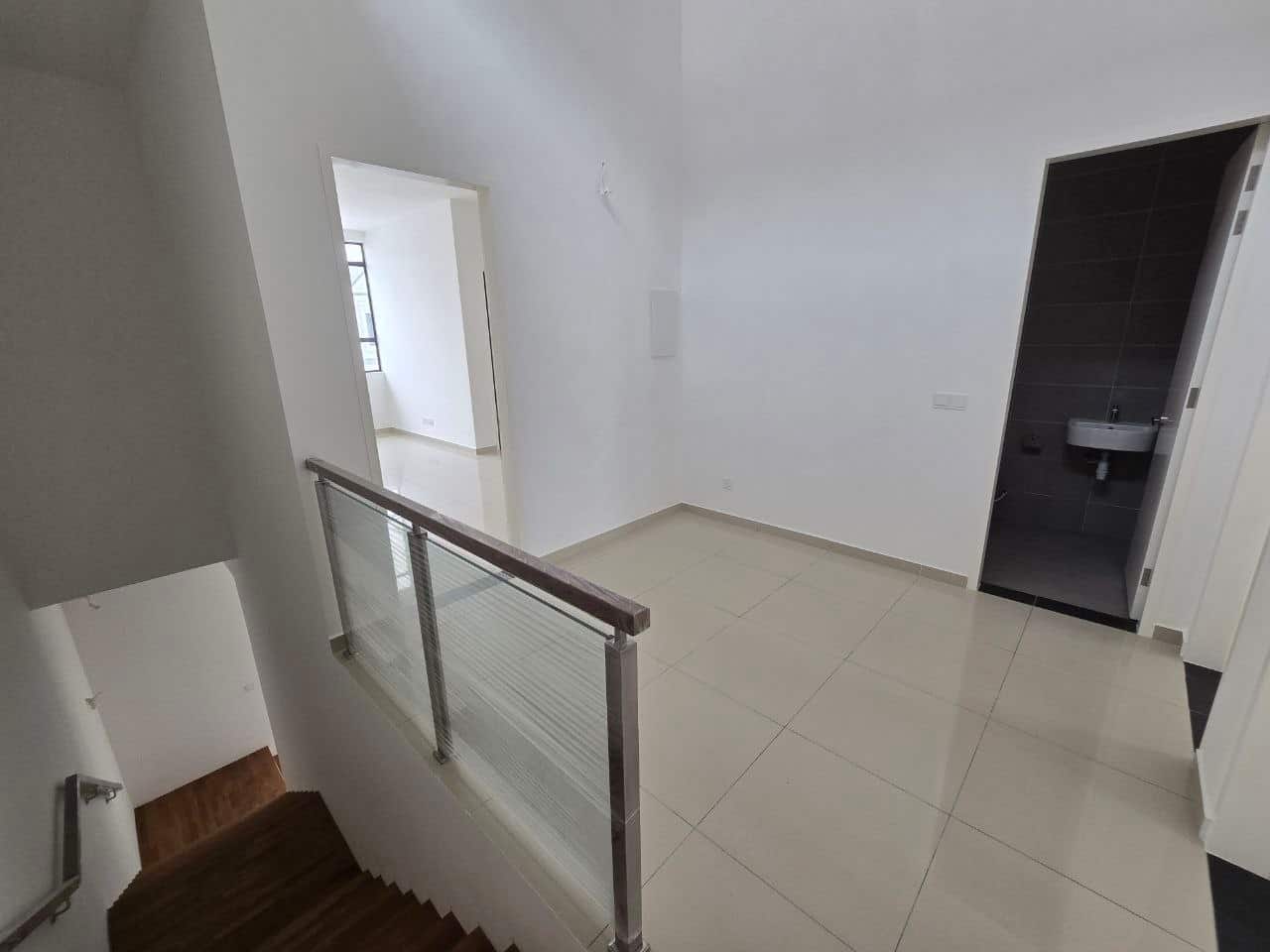 Double Storey Terrace House South Hills@Seri Alam 6